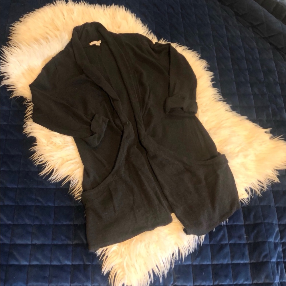 Lightweight sweater